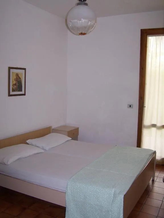 Villa Rossella Lido Adriano 0*,  Italy
