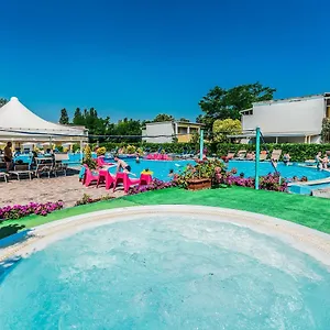 Aparthotel Blu Marlin Natural, Lido Adriano